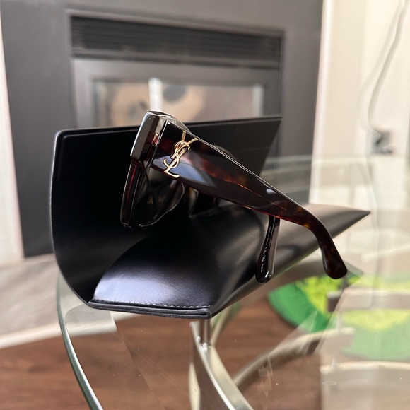 YSL SAINT LAURENT sunglasses - Picture 5 of 8